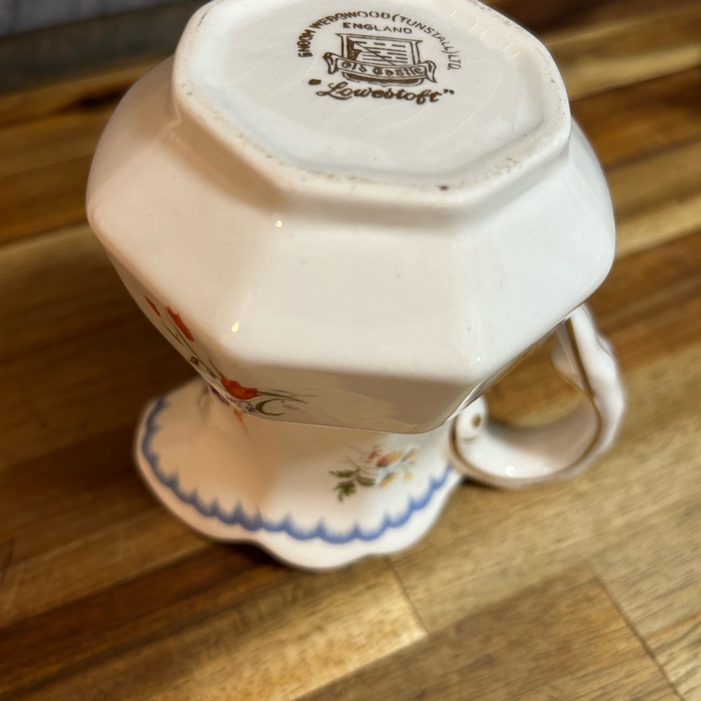 Enoch Wedgwood Tunstall Ltd. Lowestoft 4.5" Pitcher 💚 - Picture 5 of 5